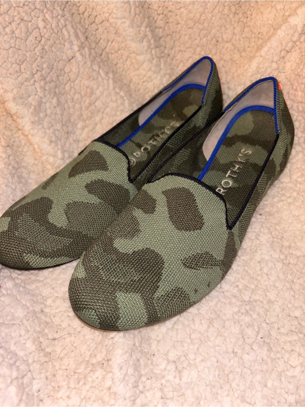 Rothy’s The Loafer Camo Camouflage Green Flats Blue Trim Size 11 US